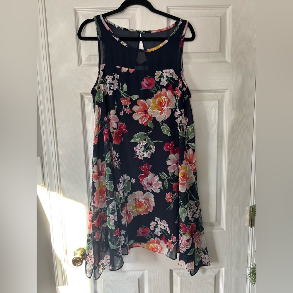 Sleeveless Floral Mini Shift Dress